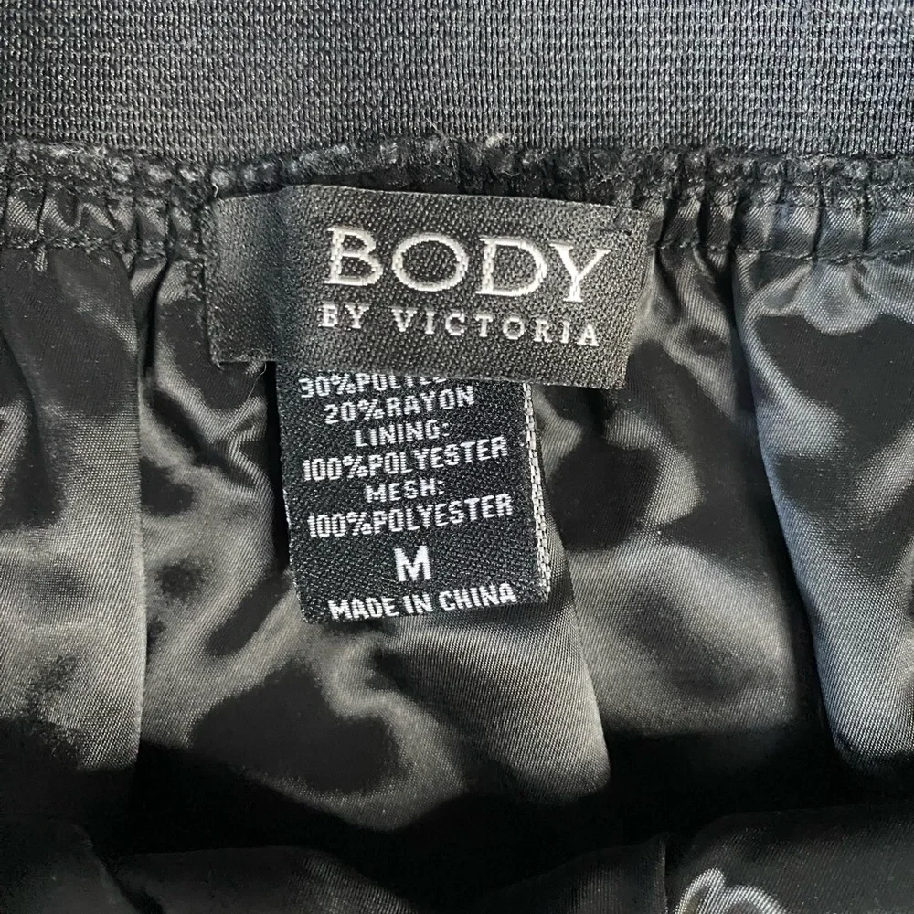 Body by Victoria‎ Secret Wool, fully lined, Polka Dot A-line, Mini Skirt. Size M